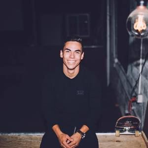 Meet your Posher, Julian